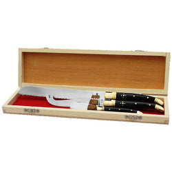 Box of Bread, Cheese and Butter Knives with Black Horn handles